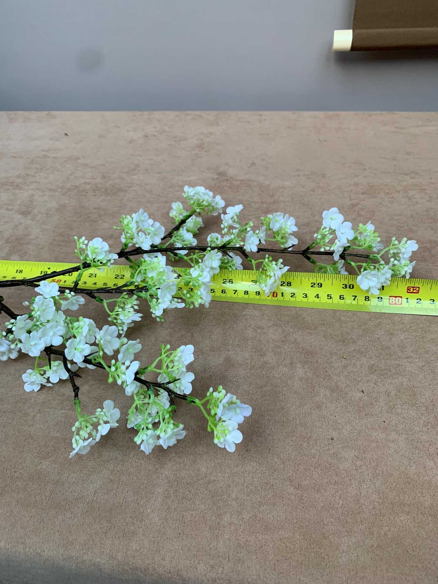 Lifelike White Hydrangea-Style Bloom, Faux Viburnum Cluster, Woodland Botanical Stem, Fresh Spring Farmhouse Decor, Tall Vase Filler