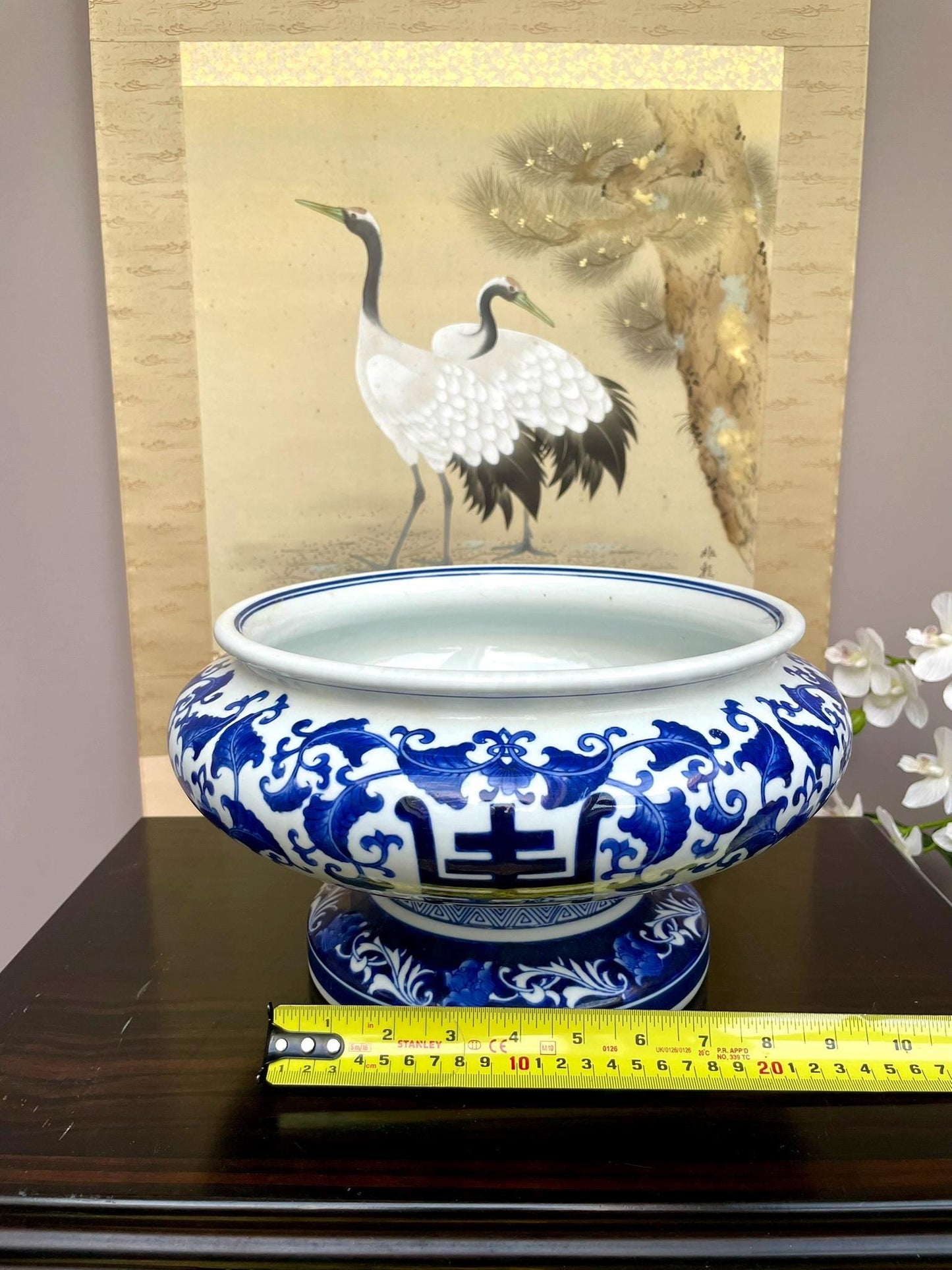 Large Blue and White Porcelain Footed Bowl – 33cm Decorative Centerpiece Vessel Large Pedestal bowl