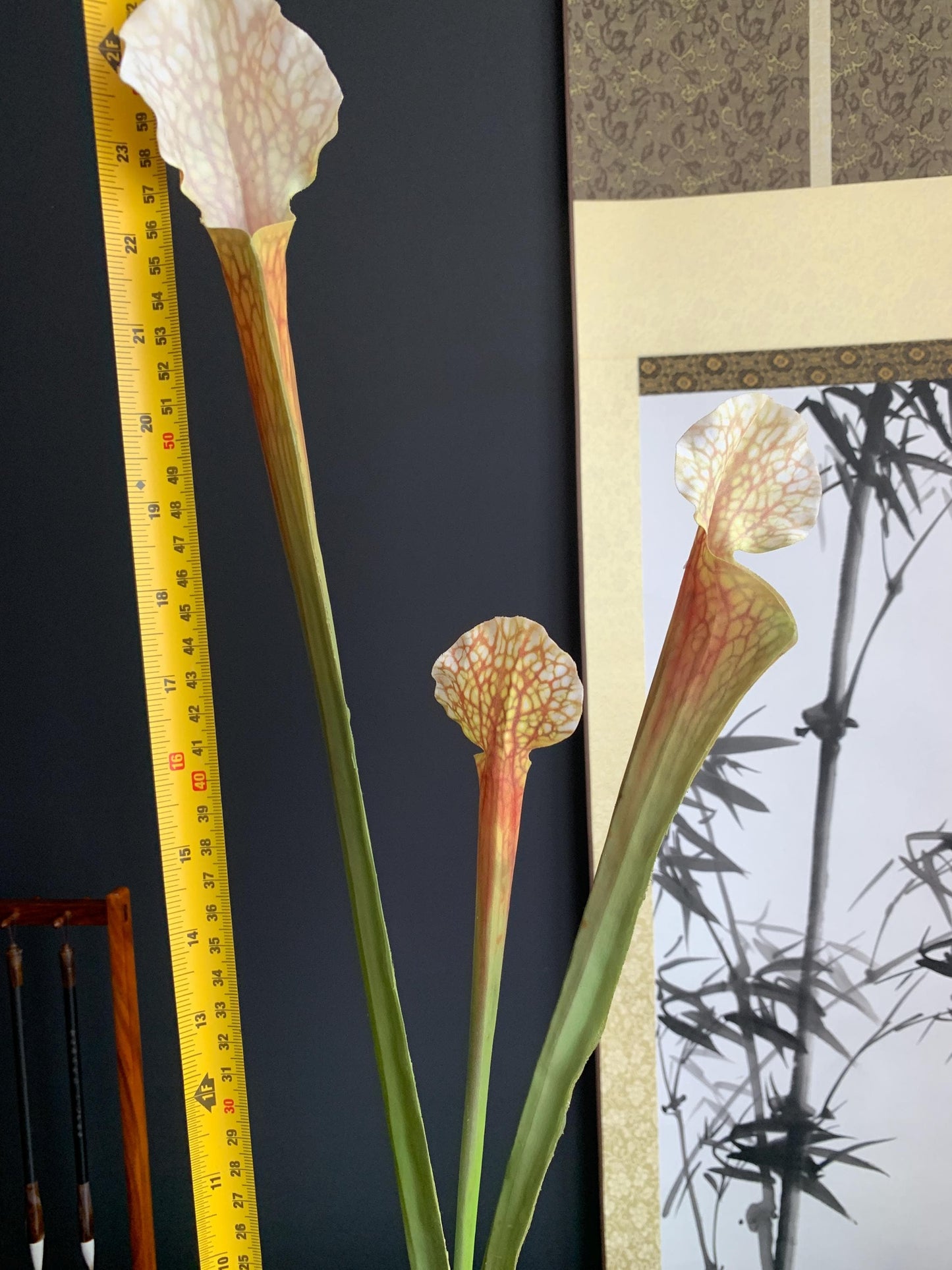 Faux Pitcher Plant Stems Artificial Sarracenia Silk Botanical Fake Carnivorous Plant Stems Realistic Greenery Traditional Floral Arranging