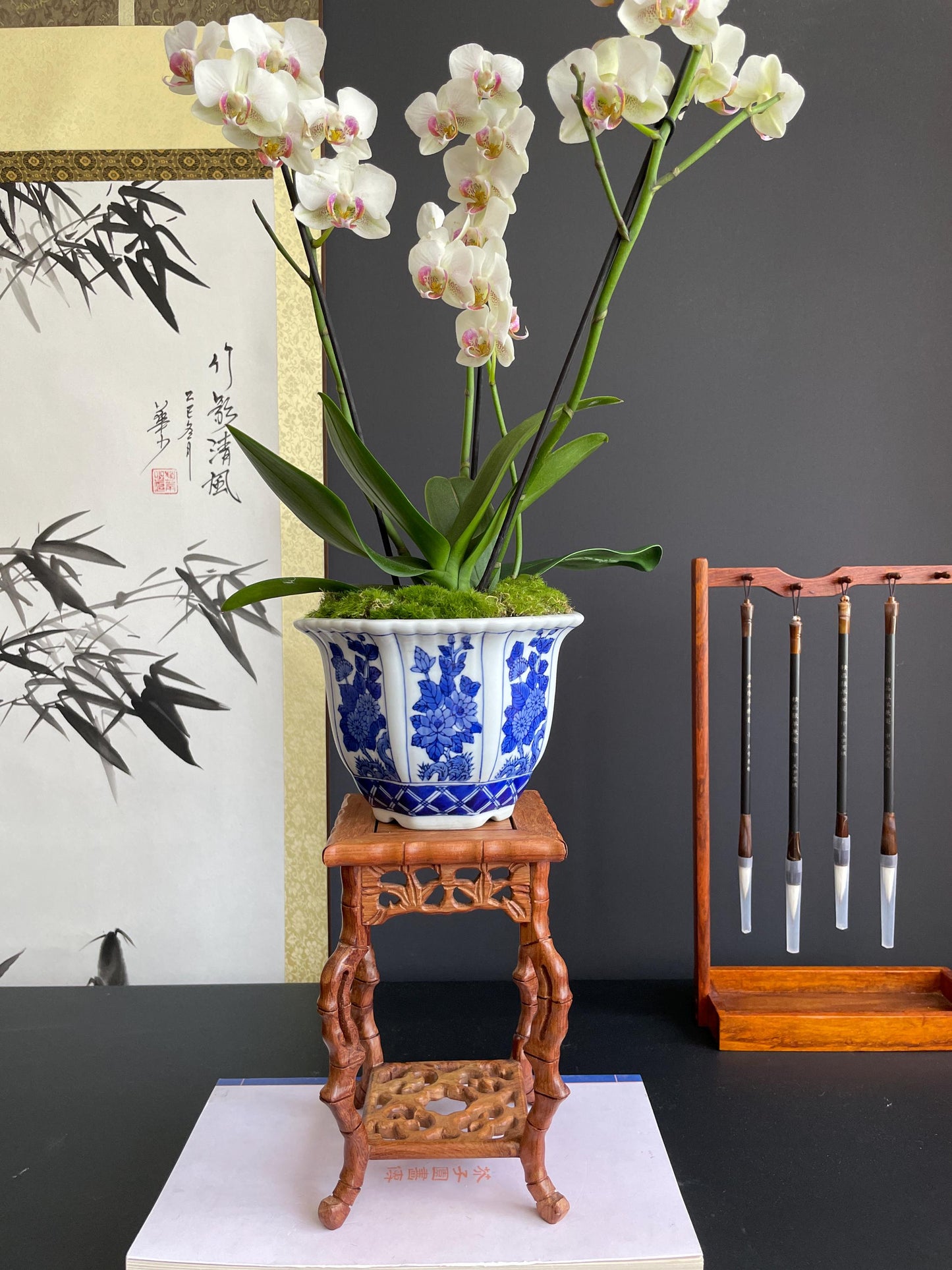 Blue and White Porcelain Planter Ceramic Flower Pot Chinoiserie Cachepot Fluted Oriental Orchid Pot traditional Botanical Decor Large