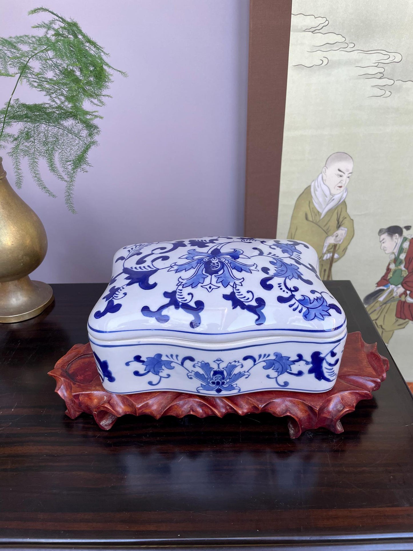 Hand-Crafted Blue and White Porcelain continuous floral Box Artisan Rectangular Jewellery Case Detailed Floral Chinoiserie Keepsake.