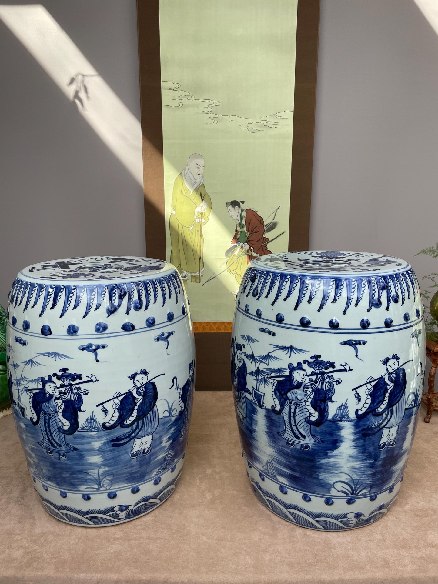 Large Blue and White Porcelain Garden Stool, Hand Painted Eight Immortals Ceramic Seat Chinoiserie Drum Stool Chinese Figure Decor Heavy