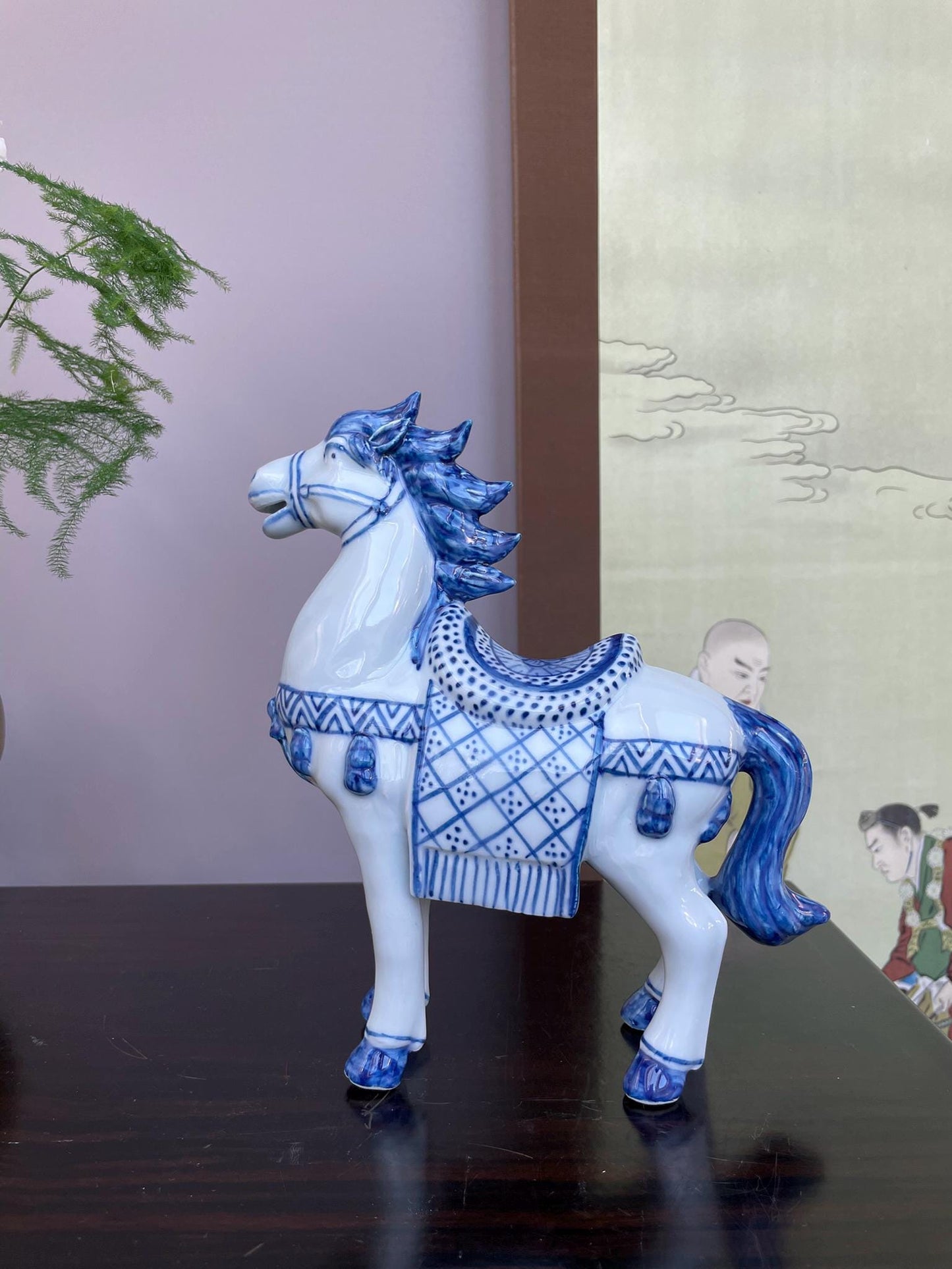 Hand-Crafted Blue and White Porcelain Horse Statue - 2026 Year of the Horse Decor Symbol of Success Vitality Artisanal Chinese Zodiac Figur