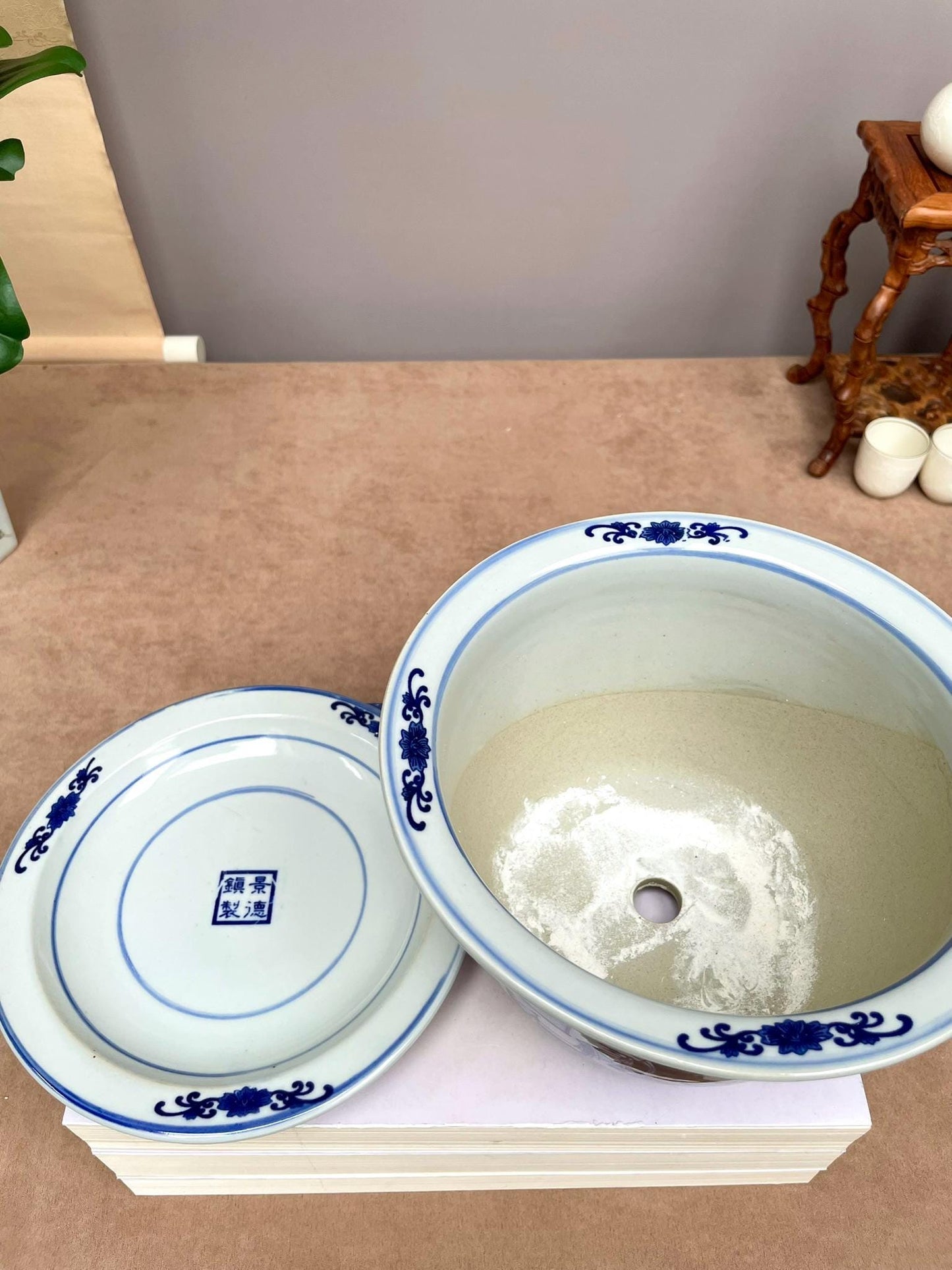 Blue & White Porcelain Planter Bowl with Saucer – Hand-crafted Chinese Lady Scene, Decorative Vase, Chinoiserie Home Decor