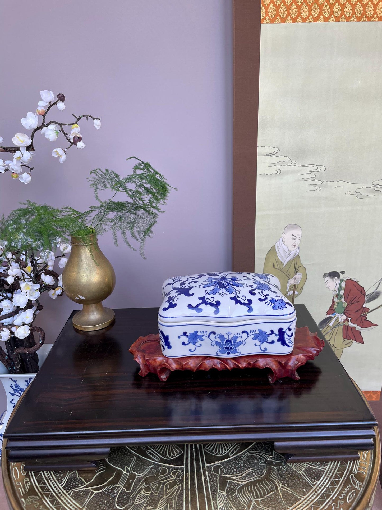 Hand-Crafted Blue and White Porcelain continuous floral Box Artisan Rectangular Jewellery Case Detailed Floral Chinoiserie Keepsake.