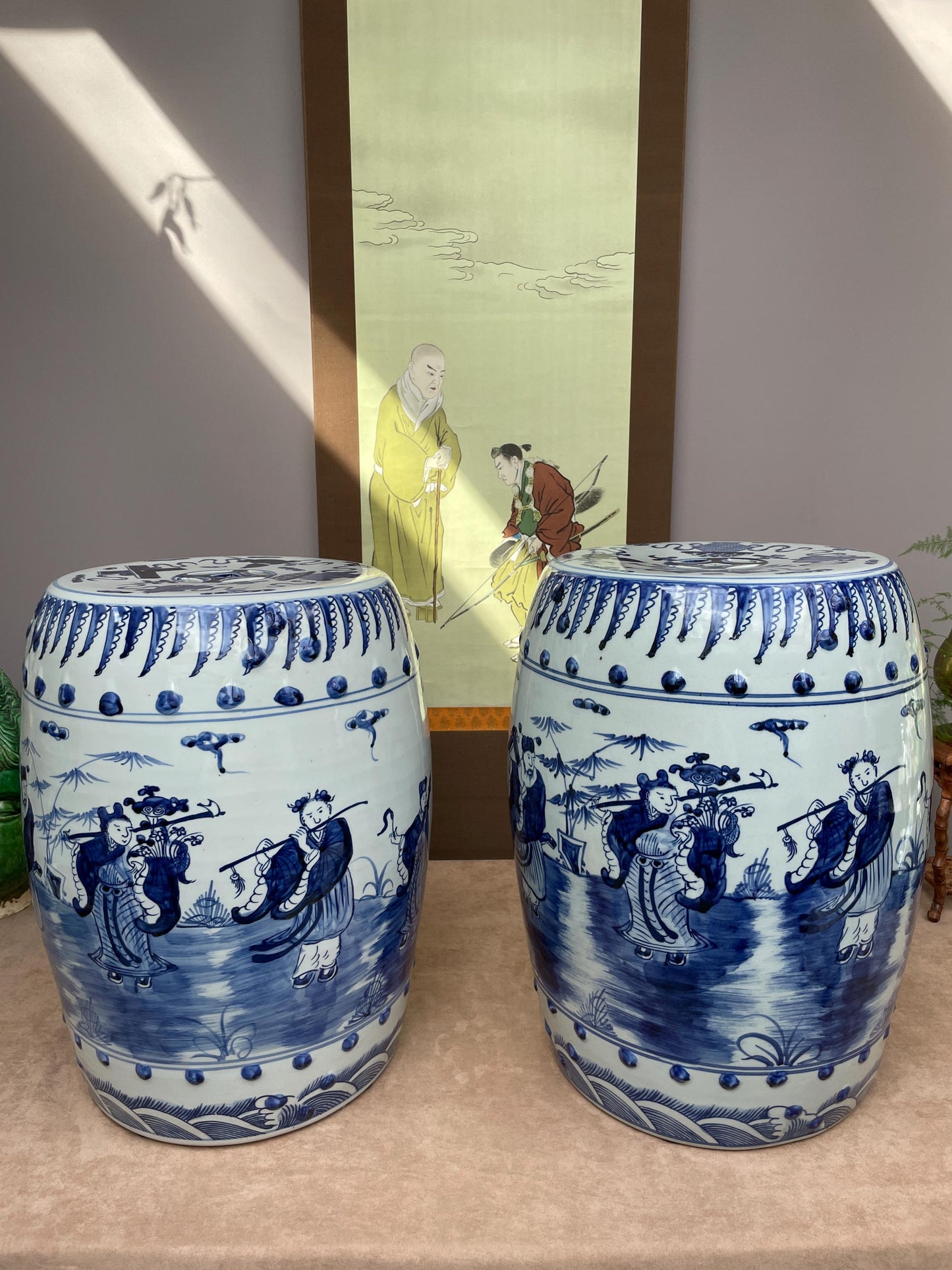 Large Blue and White Porcelain Garden Stool, Hand Painted Eight Immortals Ceramic Seat Chinoiserie Drum Stool Chinese Figure Decor Heavy