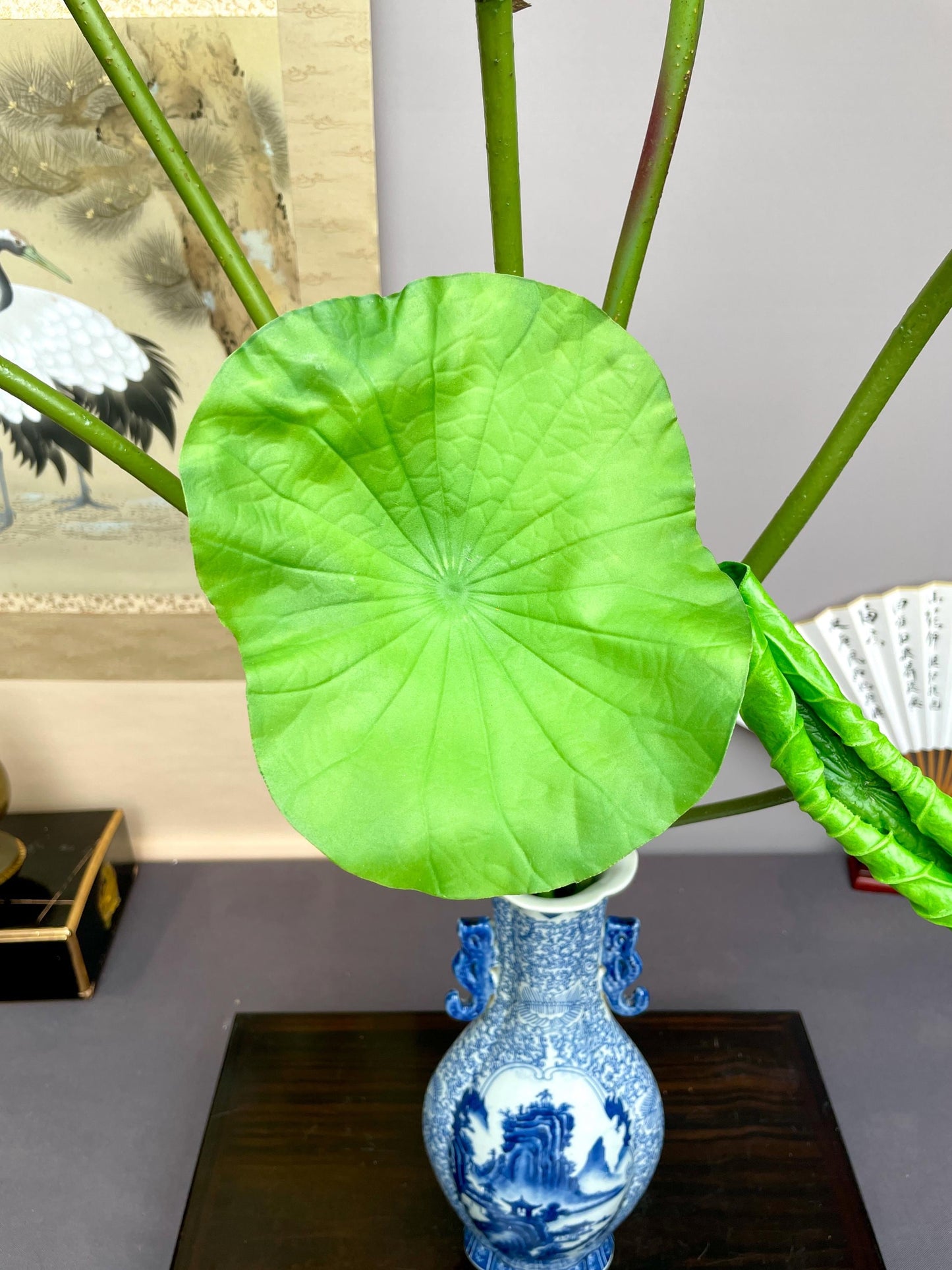 Real Touch Lotus Flower Arrangement 95cm Tall Faux Lotus Stem with Pods Artificial Lotus Bouquet Large Zen Table Decor Silk Flowers white