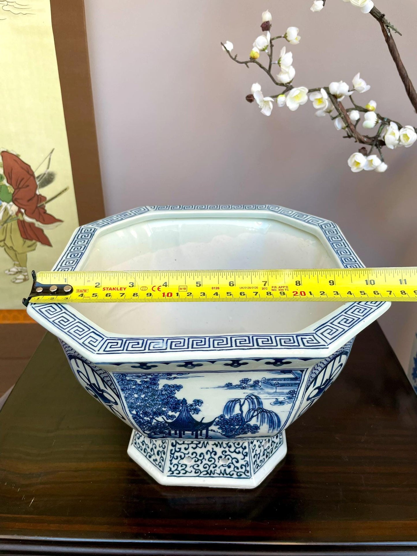 Blue & White Hexagonal Footed Bowl Scenic Landscape Porcelain Centerpiece irregular hexagon Oriental Art Bowl Luxury Decorative NO DRAINAGE