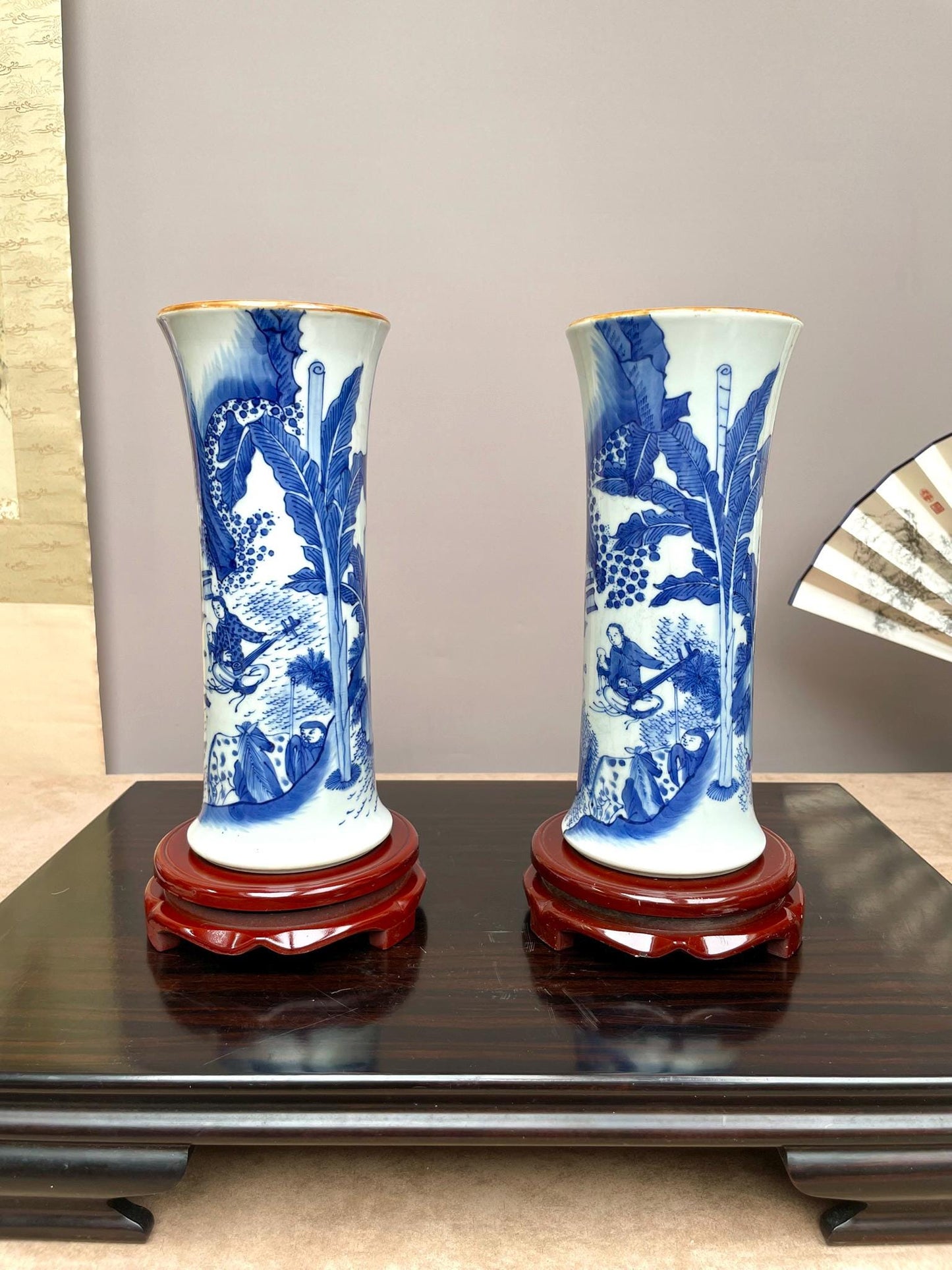 Pair of Fine Hand-Painted Blue and White Porcelain Vases with Traditional Elegant Brown-Glazed Edge, Timeless Oriental Craftsmanship,