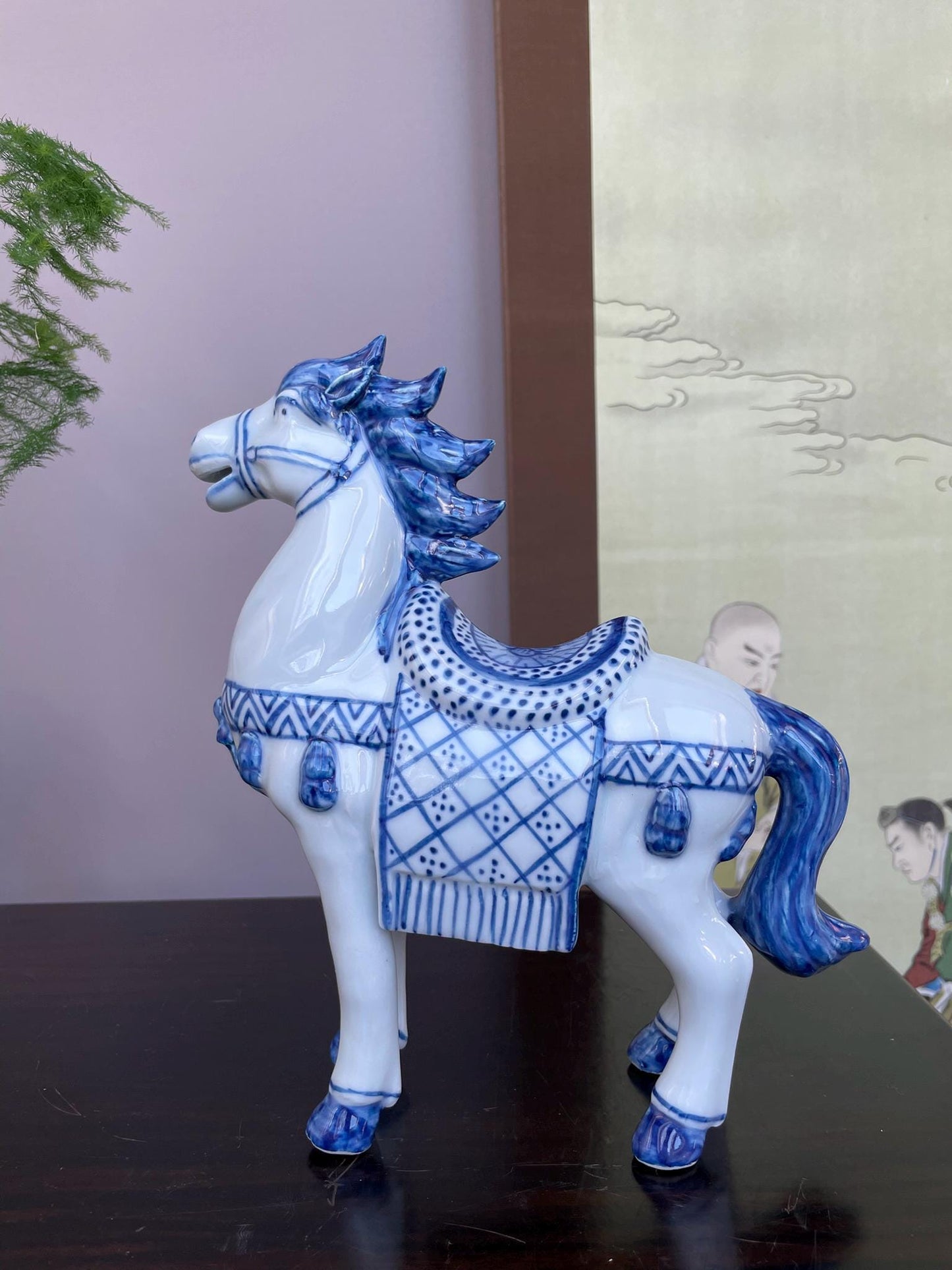 Hand-Crafted Blue and White Porcelain Horse Statue - 2026 Year of the Horse Decor Symbol of Success Vitality Artisanal Chinese Zodiac Figur