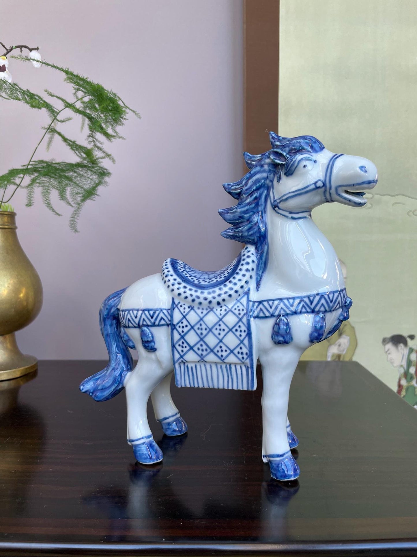 Hand-Crafted Blue and White Porcelain Horse Statue - 2026 Year of the Horse Decor Symbol of Success Vitality Artisanal Chinese Zodiac Figur