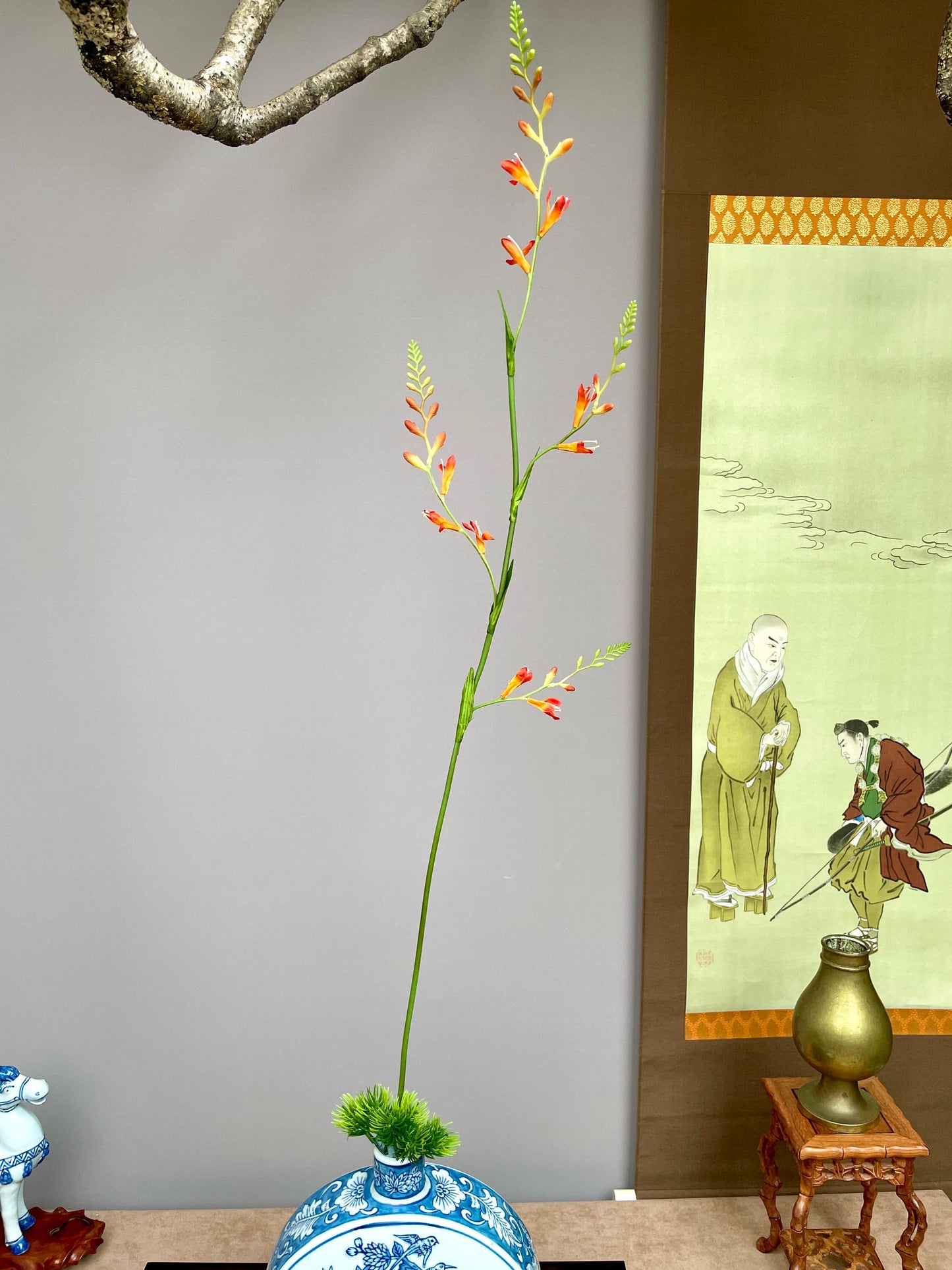 Realistic Orange Crocosmia Branch Faux Montbretia Silk Flower Xiong Huang Lan Zen Decor - Vibrant Summer Autumn Floral - High-End Artificia