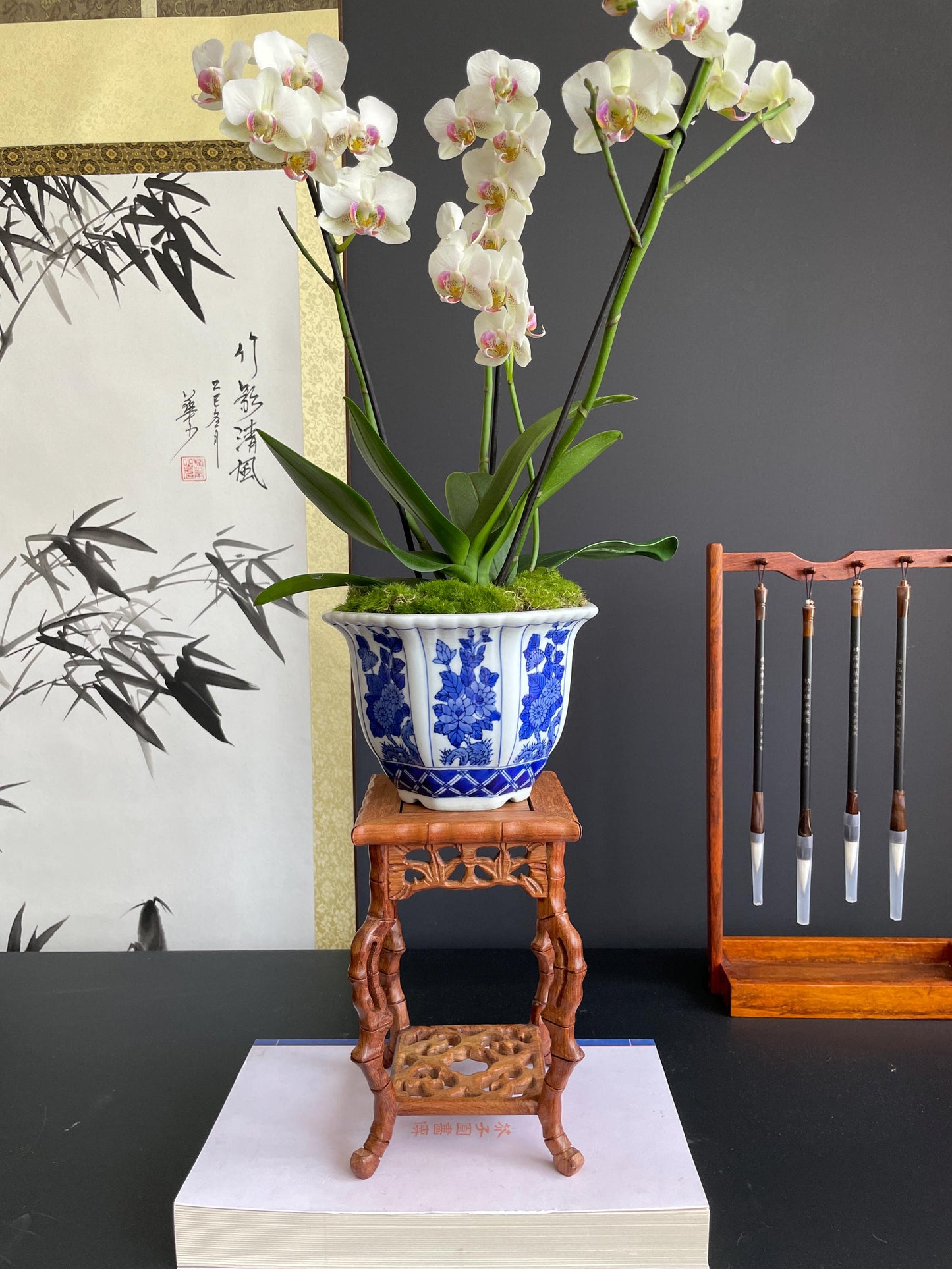 Blue and White Porcelain Planter Ceramic Flower Pot Chinoiserie Cachepot Fluted Oriental Orchid Pot traditional Botanical Decor Large