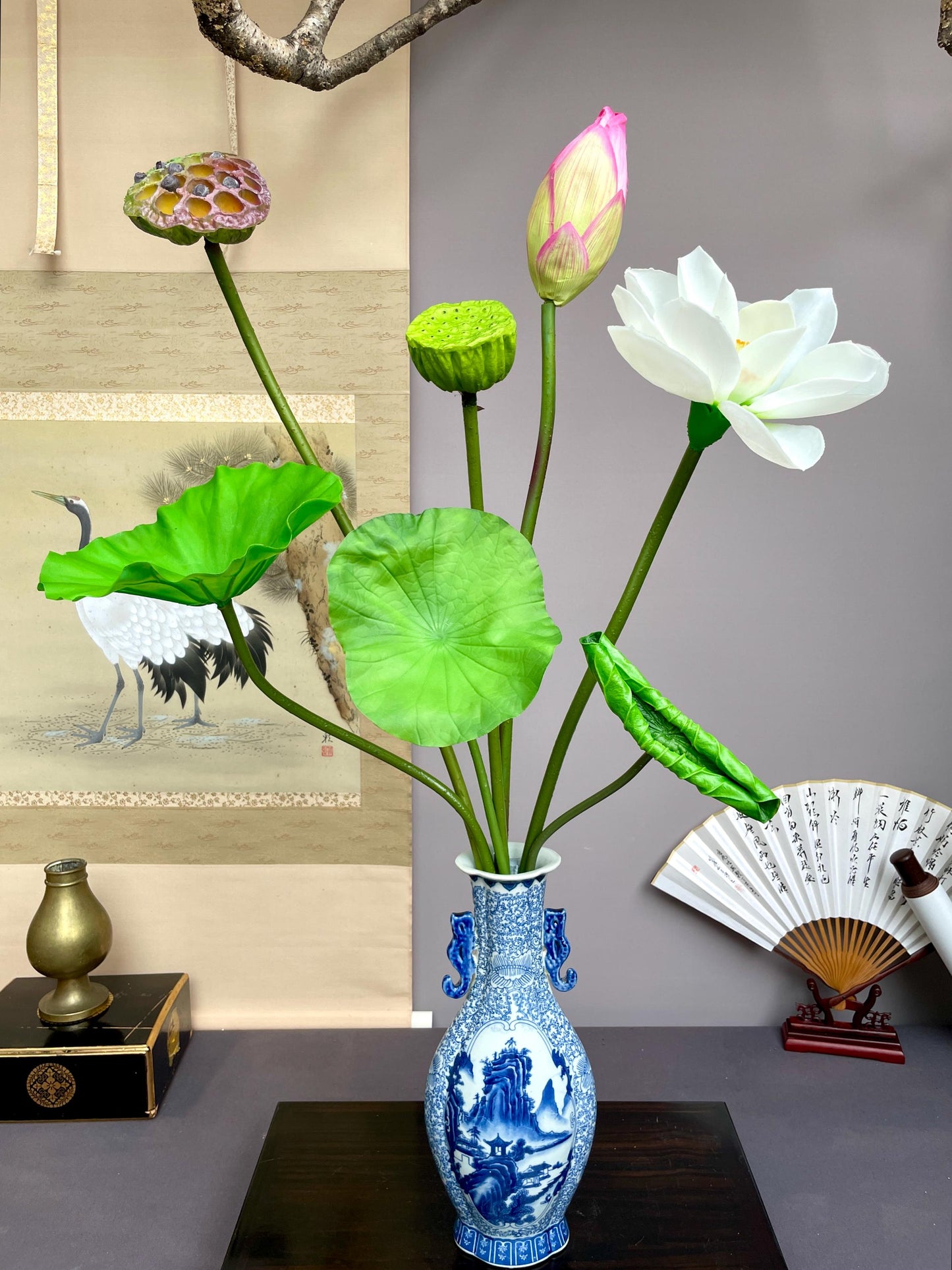 Real Touch Lotus Flower Arrangement 95cm Tall Faux Lotus Stem with Pods Artificial Lotus Bouquet Large Zen Table Decor Silk Flowers white