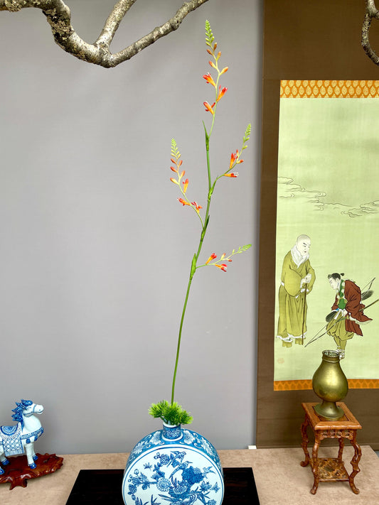 Realistic Orange Crocosmia Branch Faux Montbretia Silk Flower Xiong Huang Lan Zen Decor - Vibrant Summer Autumn Floral - High-End Artificia