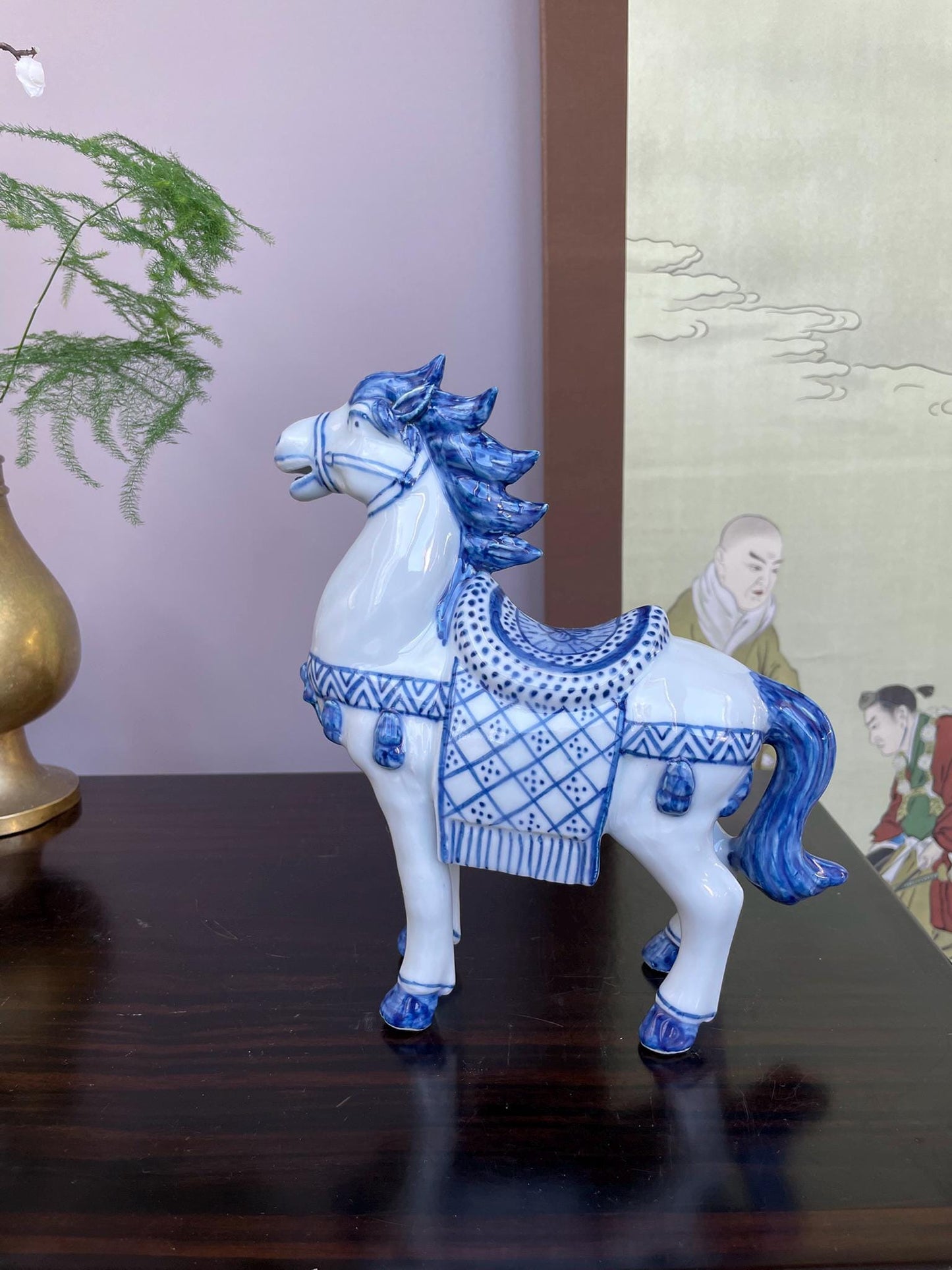 Hand-Crafted Blue and White Porcelain Horse Statue - 2026 Year of the Horse Decor Symbol of Success Vitality Artisanal Chinese Zodiac Figur