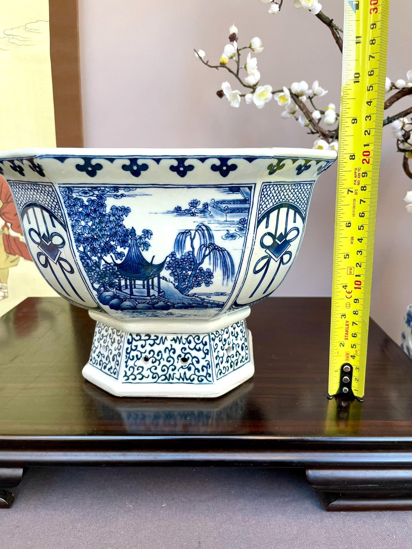 Blue & White Hexagonal Footed Bowl Scenic Landscape Porcelain Centerpiece irregular hexagon Oriental Art Bowl Luxury Decorative NO DRAINAGE