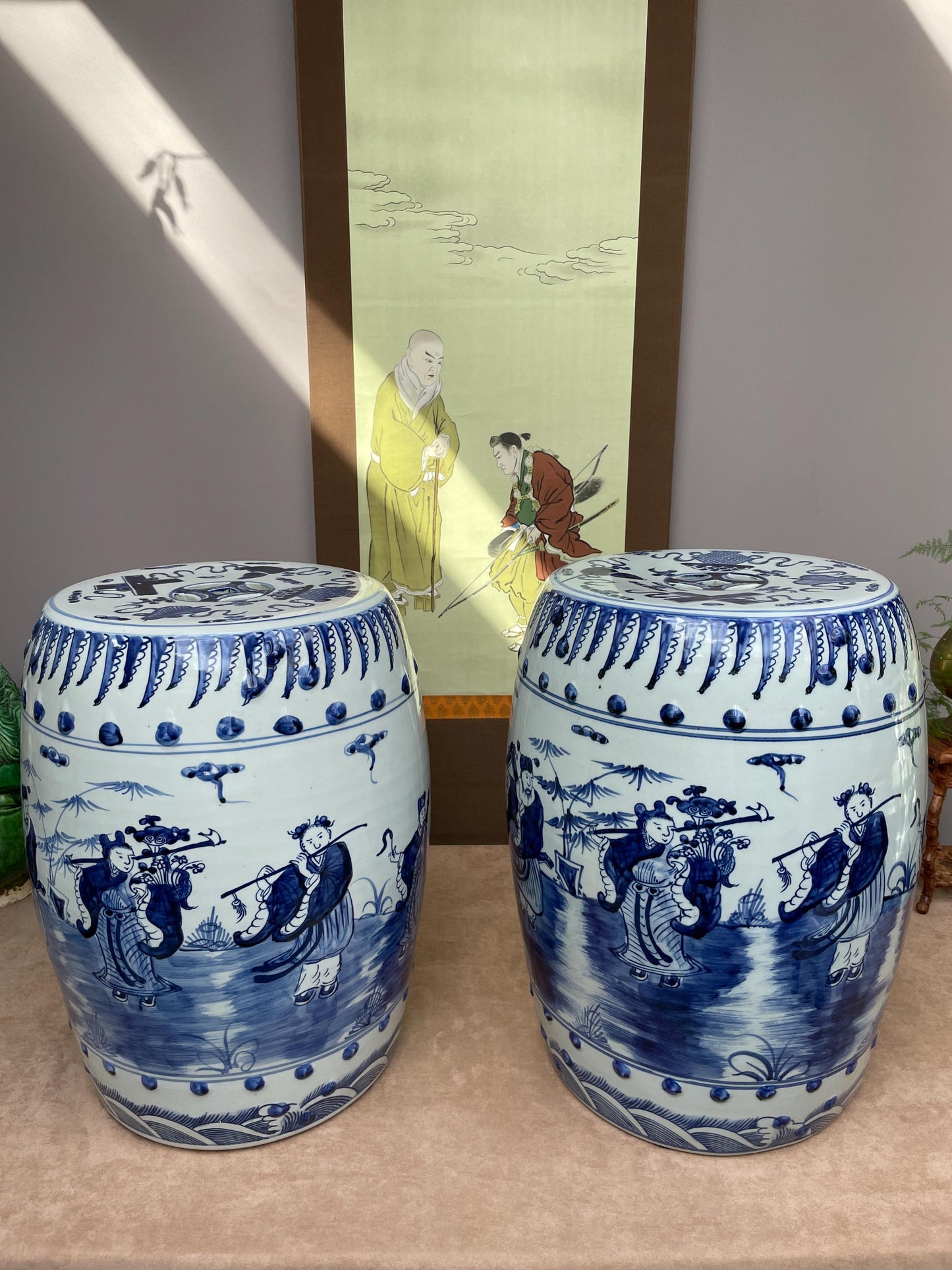 Large Blue and White Porcelain Garden Stool, Hand Painted Eight Immortals Ceramic Seat Chinoiserie Drum Stool Chinese Figure Decor Heavy