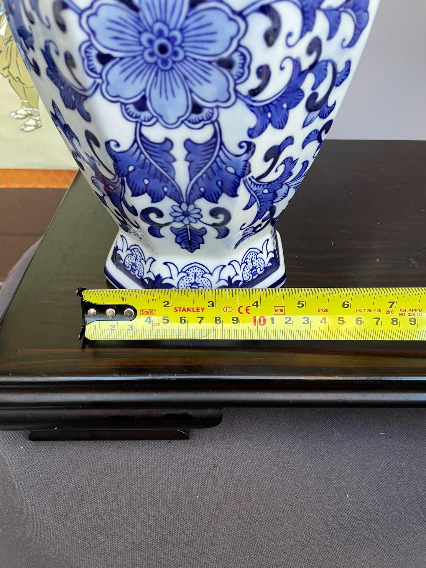 Blue & White Porcelain Ginger Jar • Hexagonal Lidded Vase with Floral Motifs • Hand-crafted Decorative Jar • Classic Oriental Home Decor