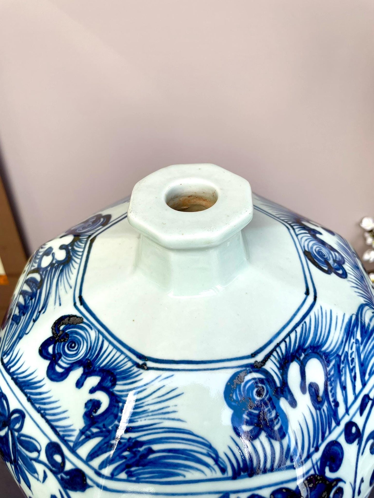 Large Blue and White Porcelain Meiping Vase – Classic Plum Vase Shape – Hand-Painted Floral Motifs Traditional Tall Collector Display Piece