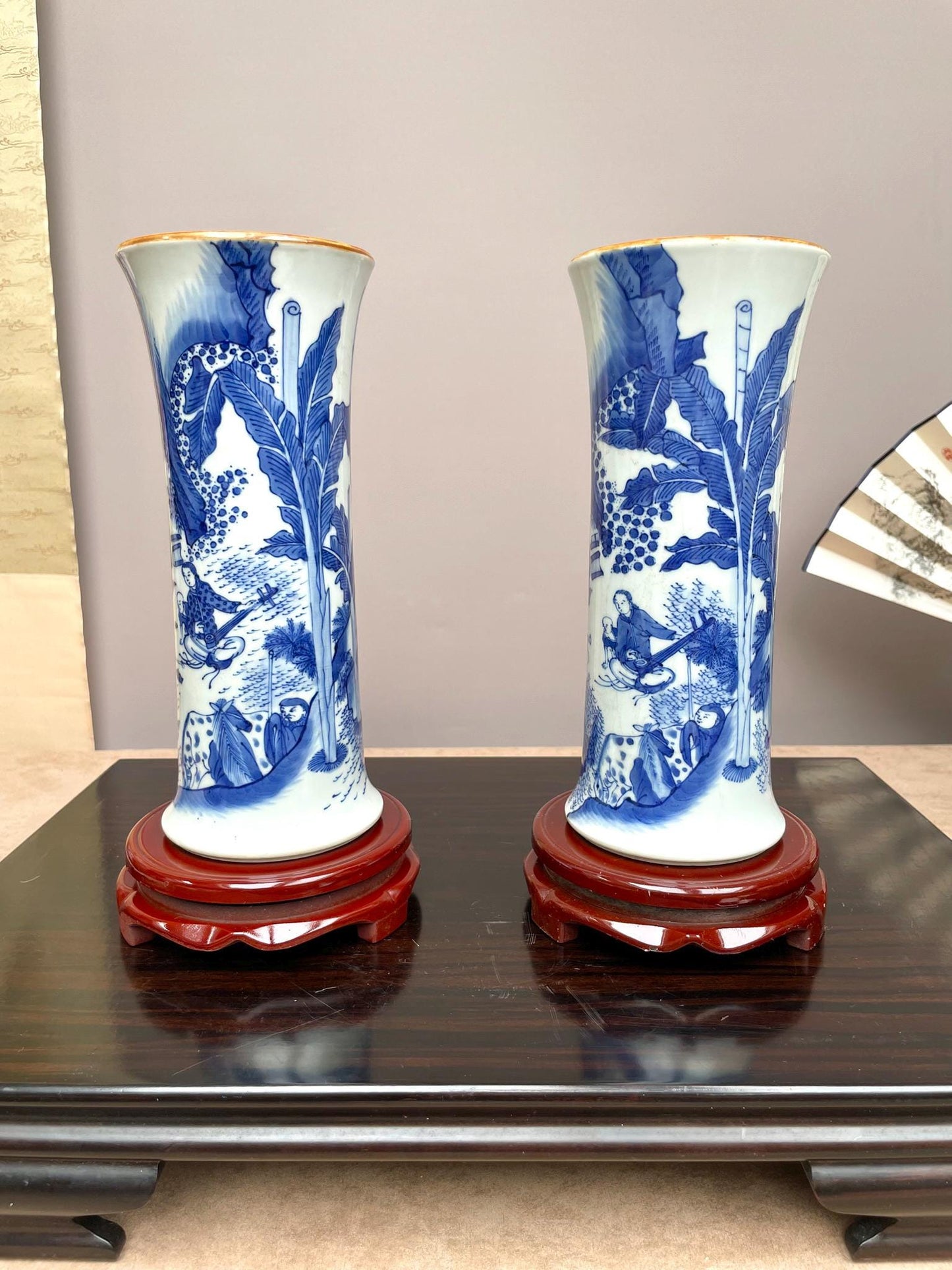 Pair of Fine Hand-Painted Blue and White Porcelain Vases with Traditional Elegant Brown-Glazed Edge, Timeless Oriental Craftsmanship,