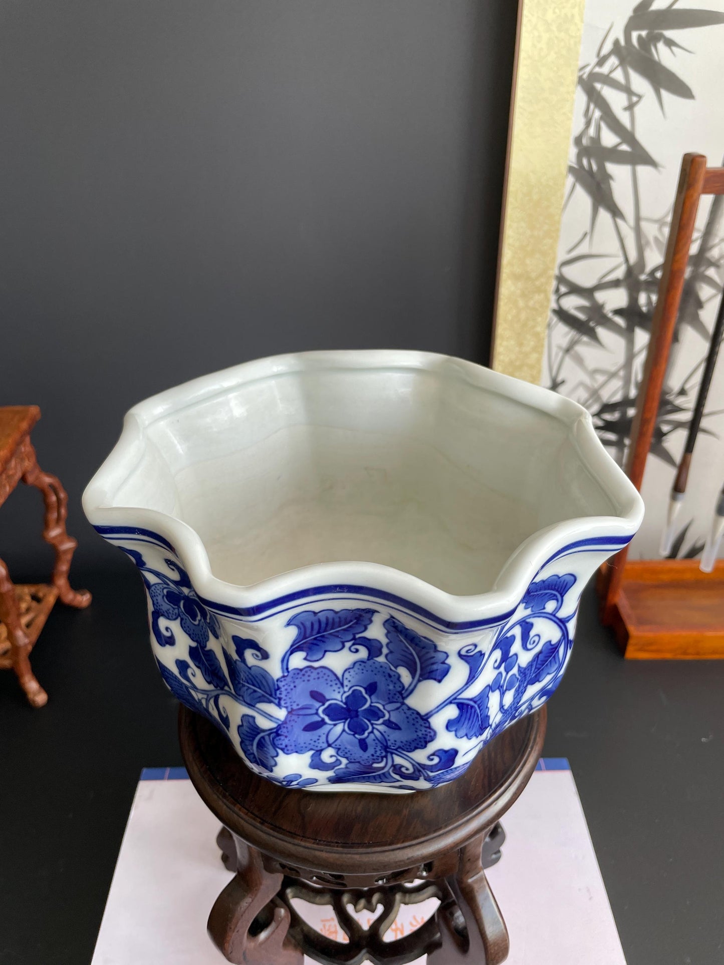 Blue and White Porcelain Planter Ceramic Flower Pot Chinoiserie Cachepot Fluted Oriental Orchid Pot Traditional Botanical Decor Large