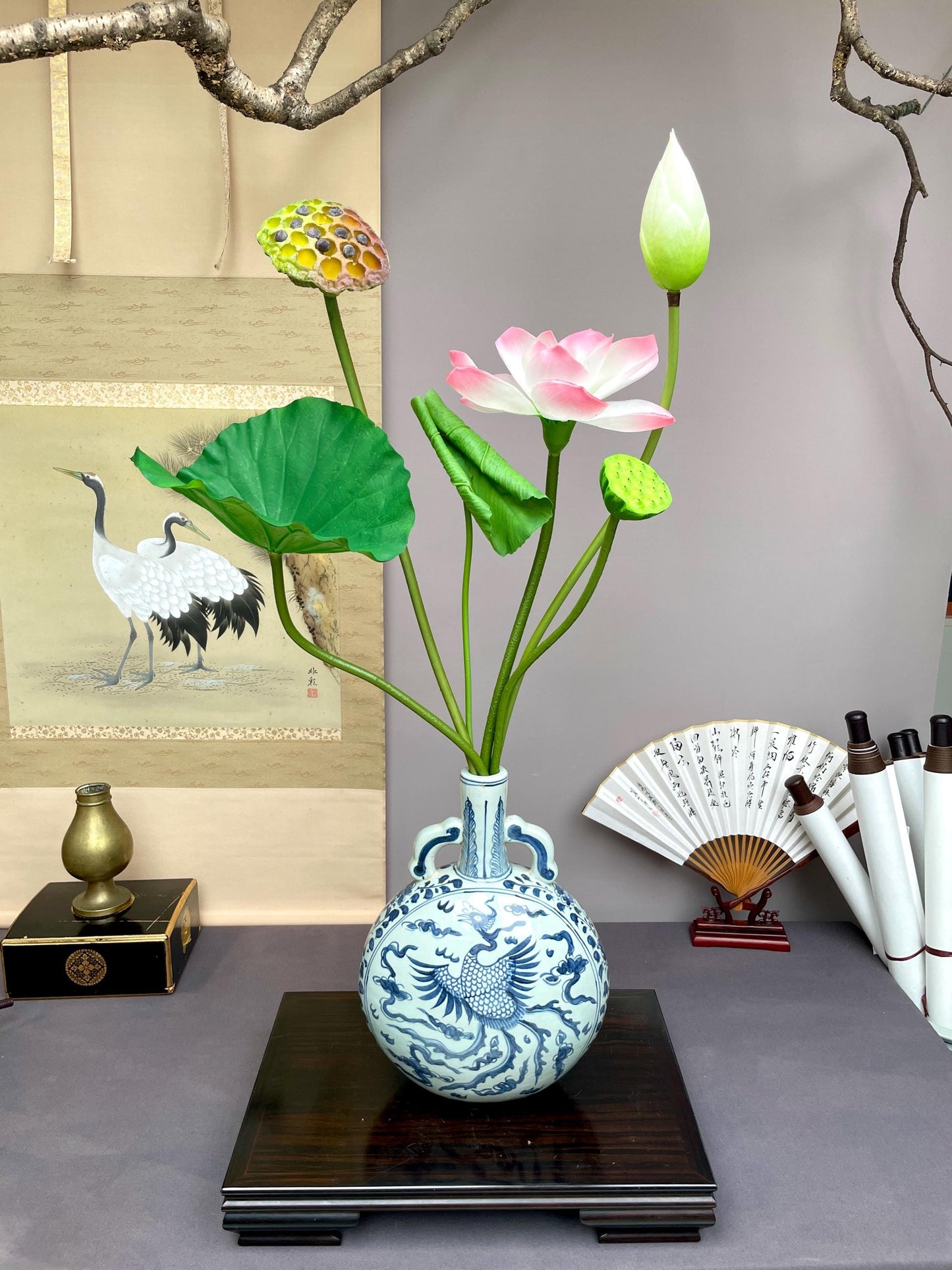 Real Touch Lotus Flower Arrangement 95cm Tall Faux Lotus Stem with Pods Artificial Lotus Bouquet Large Zen Table Decor Silk Flowers. Pink.